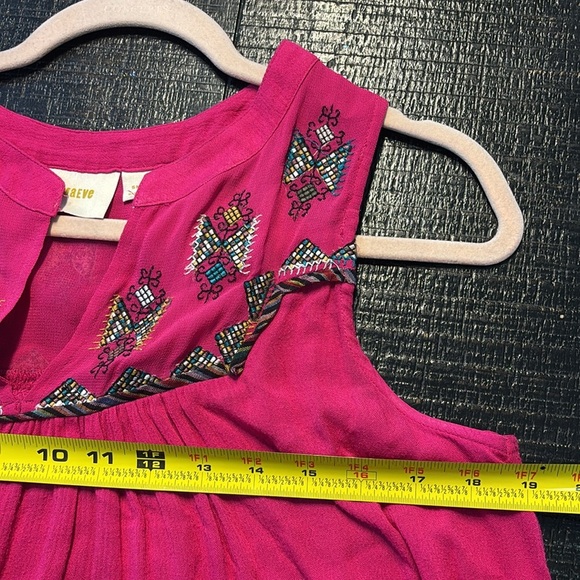 Maeve Embroidered Tunic Top in Fuchsia Embroidered Sleeveless Blouse size Small - Picture 9 of 11